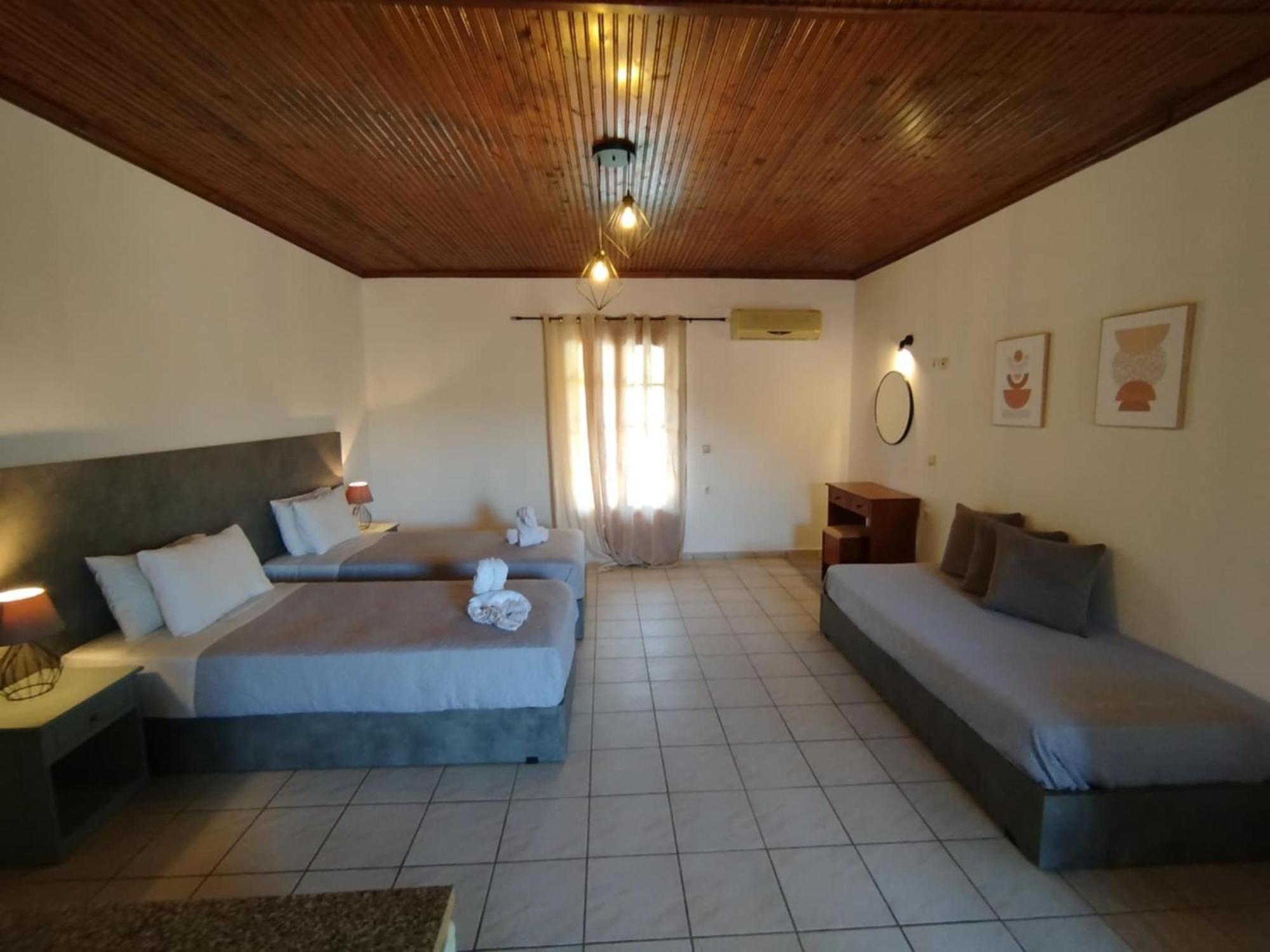 Alex Katerina Apartments Peroulades  Екстериор снимка